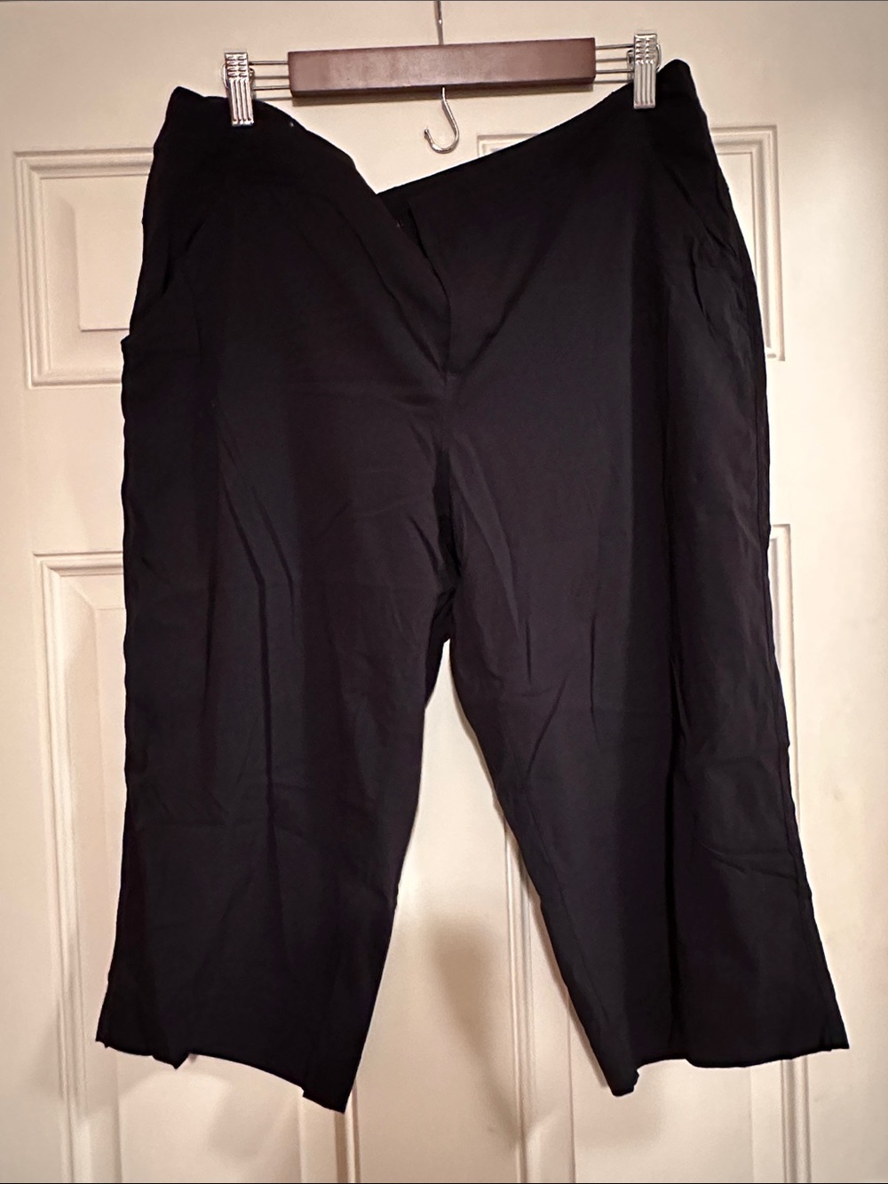 Columbia Black Women's Cropped Pants